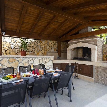 Villa Vita In Porec - Haus Fuer 6-8 Personen Каштелир Экстерьер фото