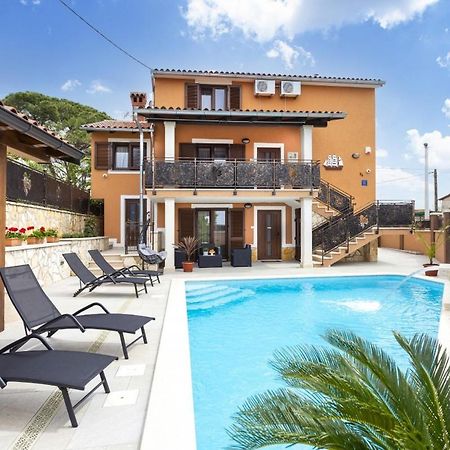 Villa Vita In Porec - Haus Fuer 6-8 Personen Каштелир Экстерьер фото