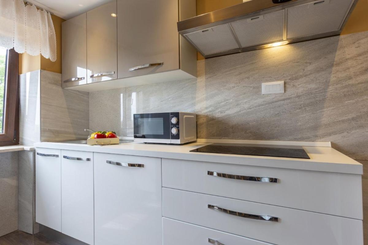 Villa Vita In Porec - Haus Fuer 6-8 Personen Каштелир Экстерьер фото