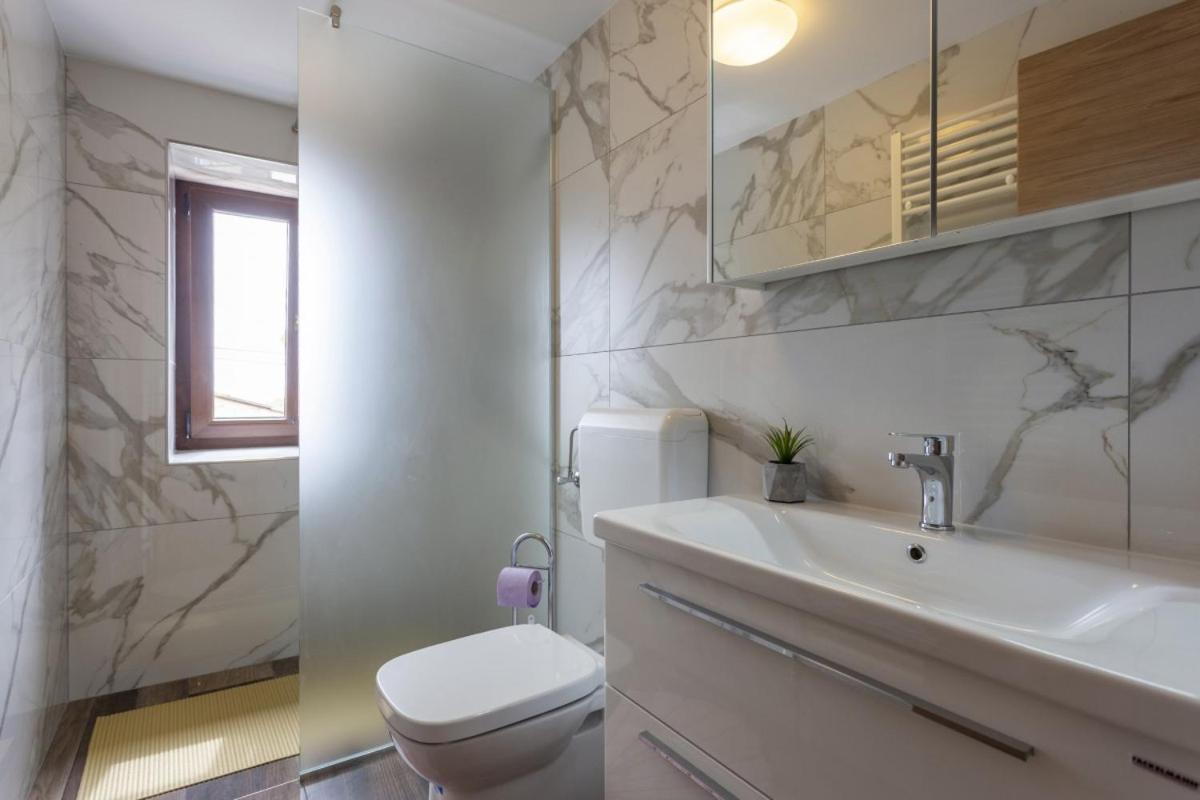 Villa Vita In Porec - Haus Fuer 6-8 Personen Каштелир Экстерьер фото